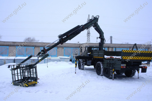 Самоходная площадка обслуживания СПО-17МСБ на шасси Урал 4