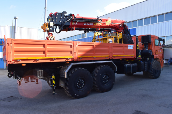 Бортовой автомобиль с КМУ ИТ-200 с двухместной люлькой и буром на шасси КАМАЗ 43118 2