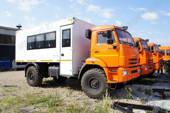 Вахтовый автобус КамАЗ 43502-3036-45 (14 мест) с грузовым отсеком 4