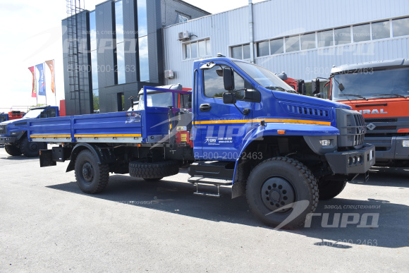 Бортовой автомобиль с КМУ ИМ 20 на шасси УРАЛ 80  2