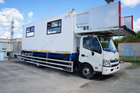 Амбулифт на шасси Hino 2