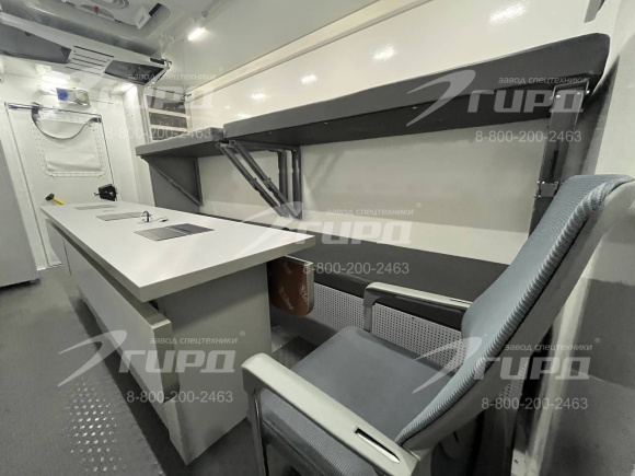 Командно-штабной автомобиль на шасси КАМАЗ 43118 6