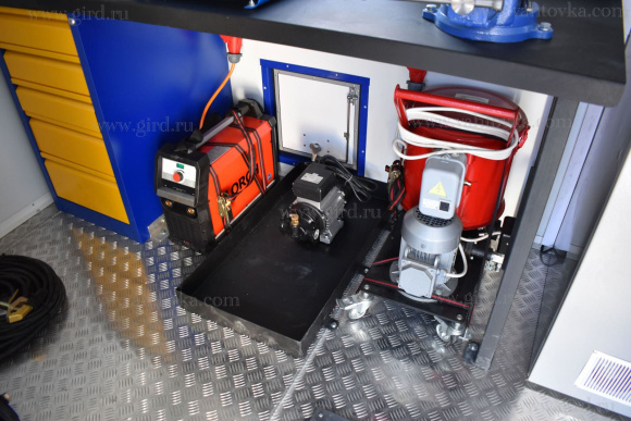 Передвижная мастерская на шасси Камаз 43118 8