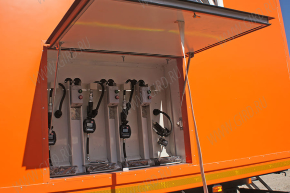 Маслораздаточная станция КамАЗ 43118-3078-24 4