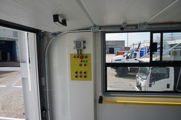 Амбулифт Isuzu NPR 75 L-L 5