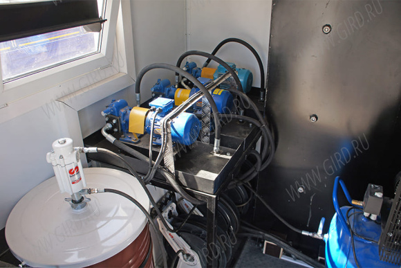 Маслораздаточная станция КамАЗ 43118-3078-24 6