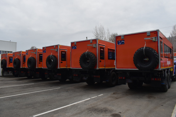Вахтовый автобус 28 мест Урал 4320-6952-72Е5Г38 3