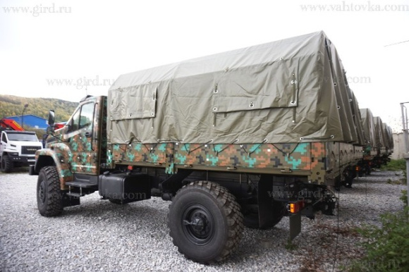 Бортовой автомобиль Урал Next 43206, тентованный 4