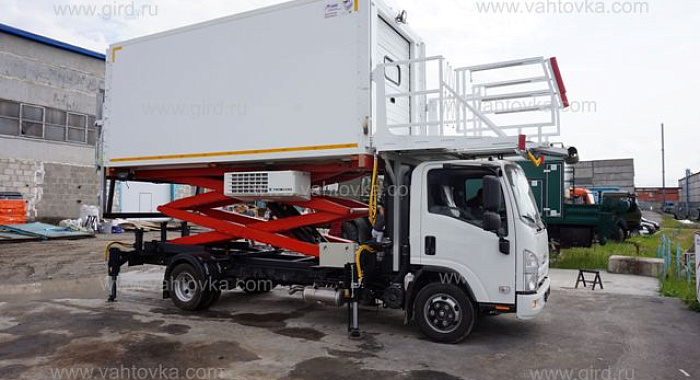Подъемно-транспортная машина Автолифт на шасси Isuzu Подъемно-транспортная машина Автолифт на шасси Isuzu