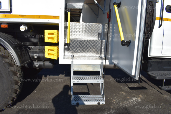 АРОК на шасси Урал 4320 с КМУ ИМ-95 4