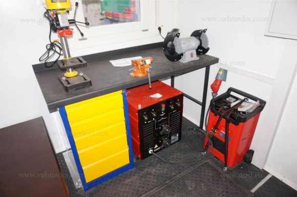 АРОК Урал Next 4320-6952-72Г38 с КМУ ИМ-150 5