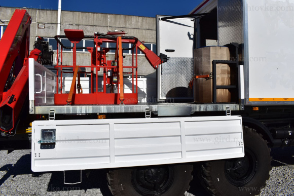 Маслостанция Урал 4320 с КМУ РК 10000 А с люлькой